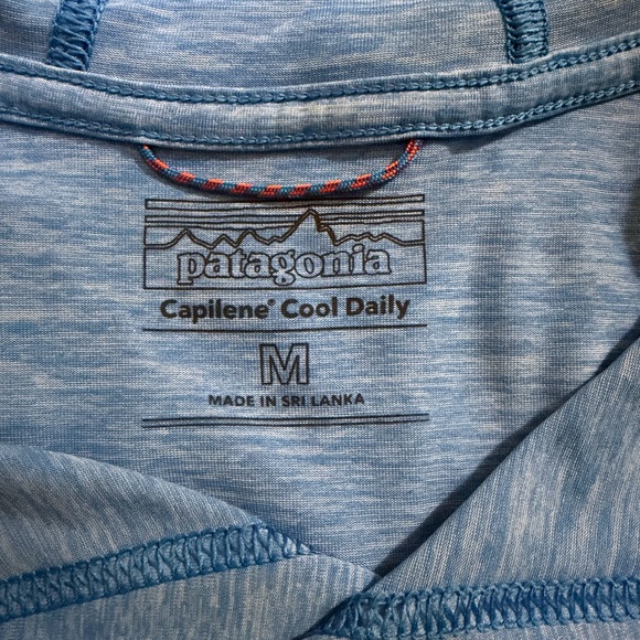 Patagonia Blue Capilene Cool Daily Skyline Graphic Hoodie Outdoor Women’s SZ Med - Picture 9 of 16